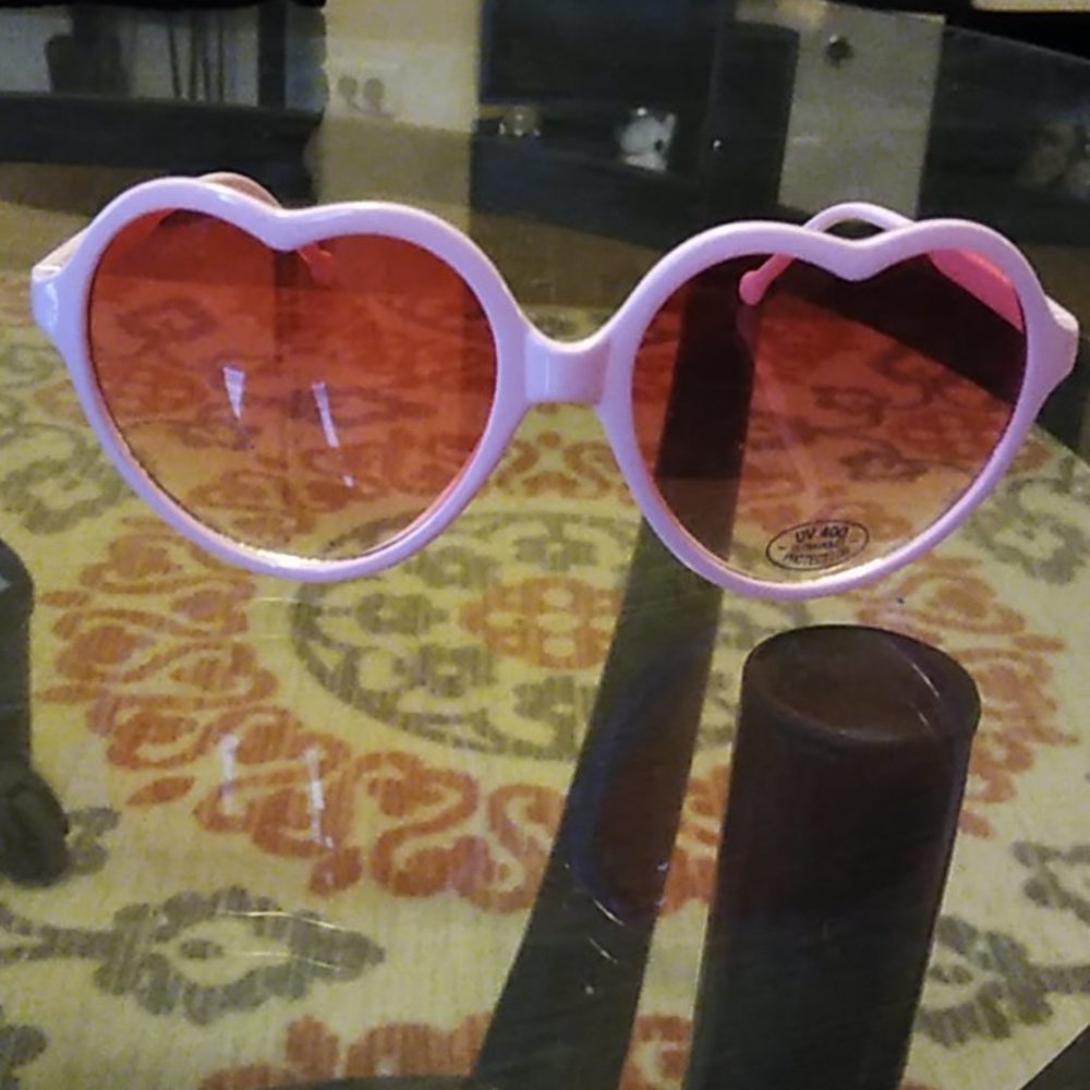 NWOT Heart Shaped Sunglasses